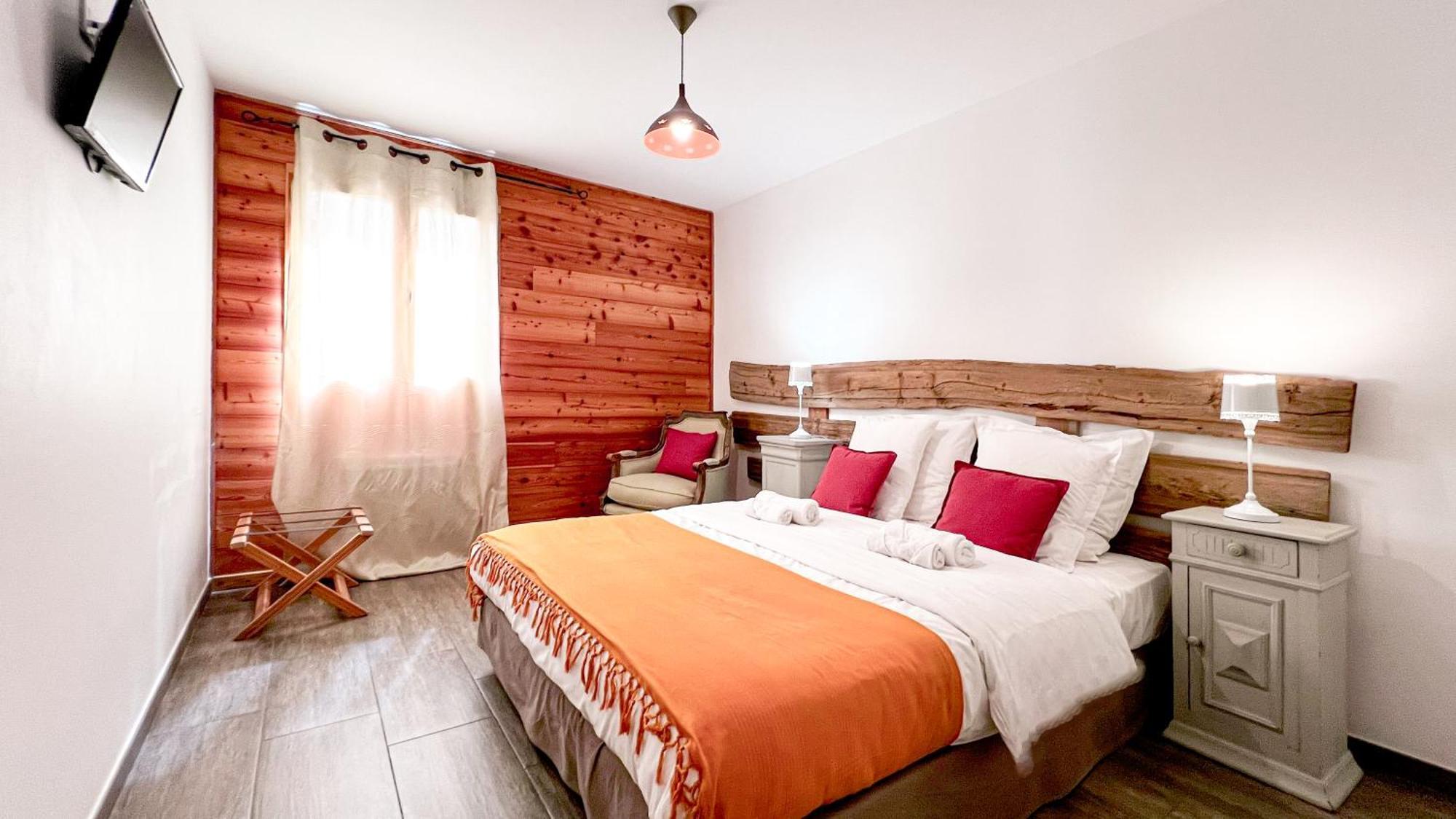 L'intermede & En Toute Amitie - Les De L'argile Apartment Faucon-de-Barcelonnette